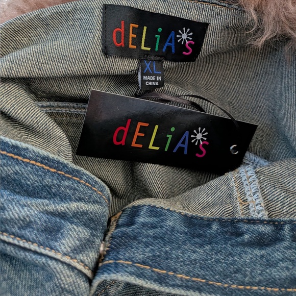 Dolls Kill KINGS ROAD DENIM MAXI COAT
DELIA*S - Picture 13 of 16